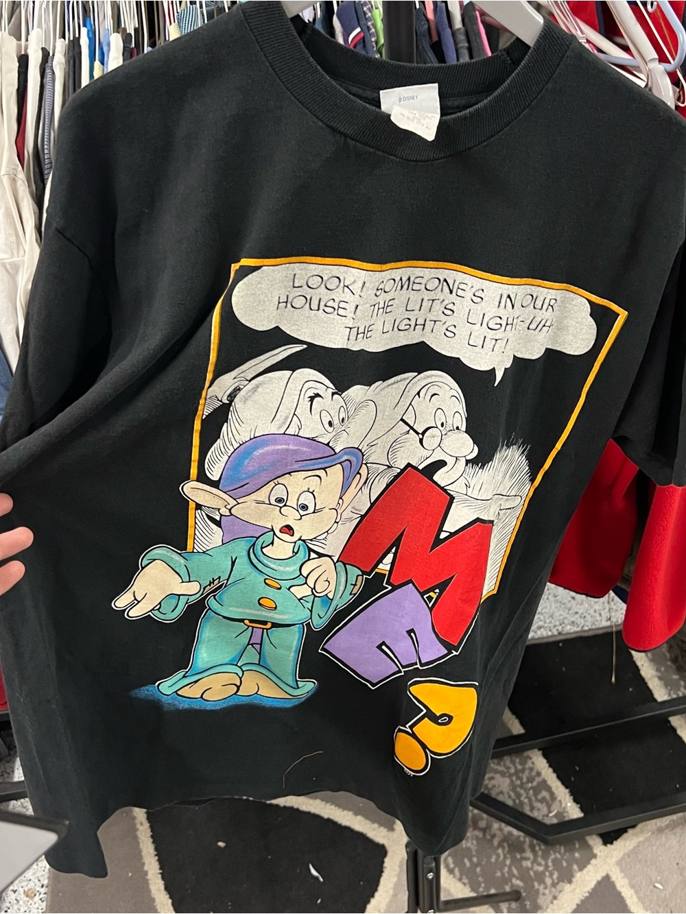 vintage 90s Dopey Me? Snow White shirt fits XL disney